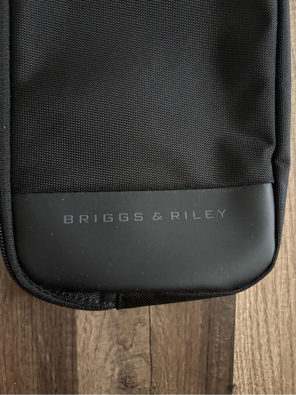 Briggs & Riley sling bag - Picture 2 of 11
